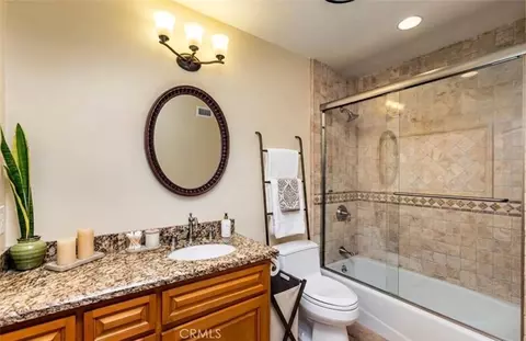 Bath - 116 Termino, Long Beach, CA 90803 photo 1 of 5
