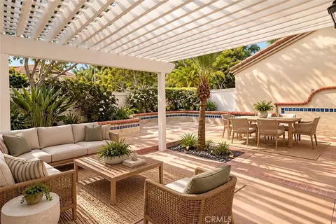 Exterior - 6 Del Azul, Irvine, CA 92614 photo 6 of 8