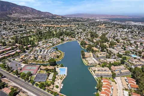 View/Area - 1554 Border #B, Corona, CA 92882 photo 6 of 7