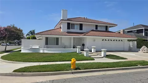 9092 Adelia Cir, Huntington Beach, CA 92646