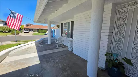 9092 Adelia Cir, Huntington Beach, CA 92646