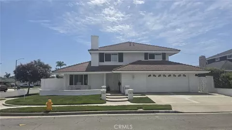 9092 Adelia Cir, Huntington Beach, CA 92646