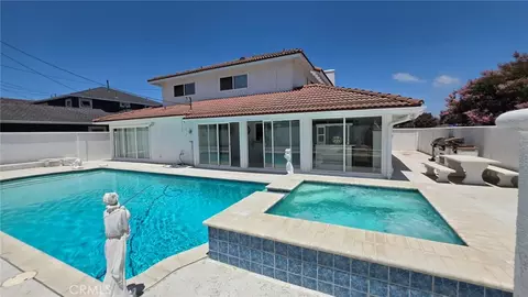 9092 Adelia Cir, Huntington Beach, CA 92646