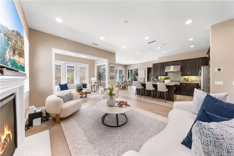 60 Boxberry, Irvine, CA 92620