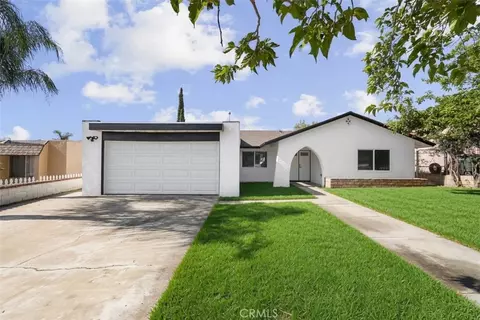 527 W 10th, Perris, CA 92570