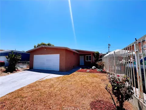1426 E 48th Pl, Los Angeles, CA 90011