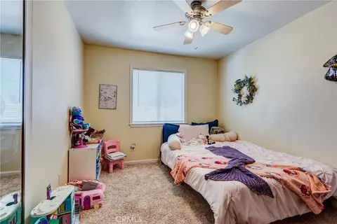 Bedroom - 8650 Cowberry, Phelan, CA 92371 photo 4 of 10