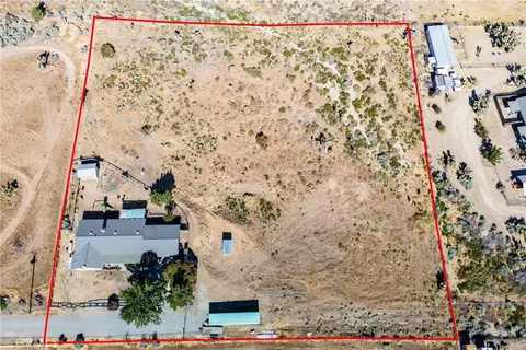 View/Area - 8650 Cowberry, Phelan, CA 92371 photo 2 of 17