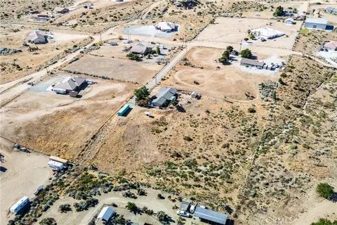 View/Area - 8650 Cowberry, Phelan, CA 92371 photo 9 of 17