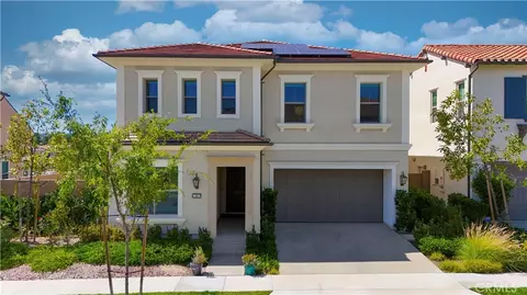 Exterior - 63 Longchamp, Irvine, CA 92602 photo 9 of 11