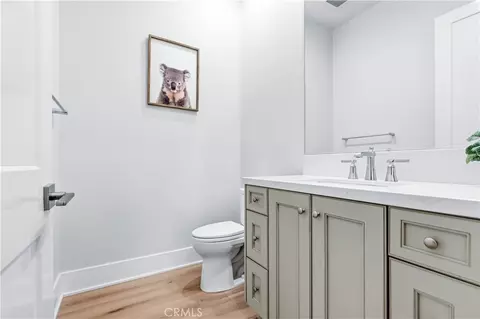 Bath - 63 Longchamp, Irvine, CA 92602 photo 2 of 5