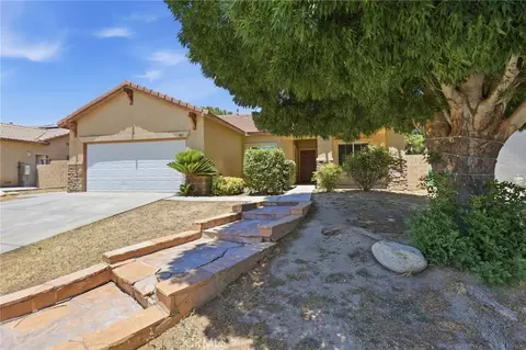 2011 Astor Ct, Lancaster, CA 93536