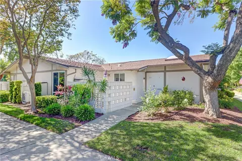 251 Calle Aragon #B, Laguna Woods, CA 92637