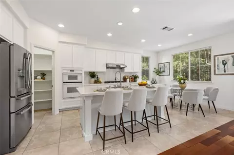 Kitchen - 152 Treehouse, Irvine, CA 92603 photo 1 of 2