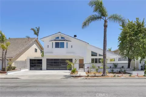 4232 Pierson Dr, Huntington Beach, CA 92649