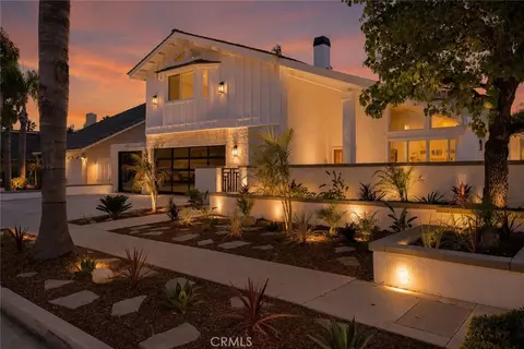 4232 Pierson Dr, Huntington Beach, CA 92649