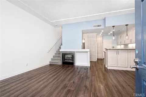 67 Carlsbad, Aliso Viejo, CA 92656