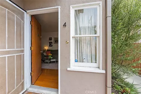 Entry Way - 1825 E 3rd St #4, Long Beach, CA 90802 photo 2 of 2