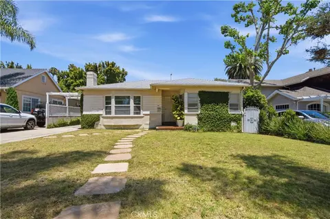 1916 Veteran, Los Angeles, CA 90025