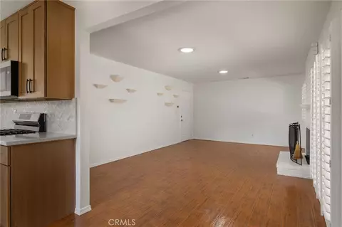 Living - 1246 E Baldwin, Orange, CA 92865 photo 2 of 5