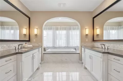 Bath - 12 Maverick, Irvine, CA 92602 photo 1 of 6