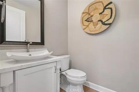 Bath - 12 Maverick, Irvine, CA 92602 photo 5 of 6