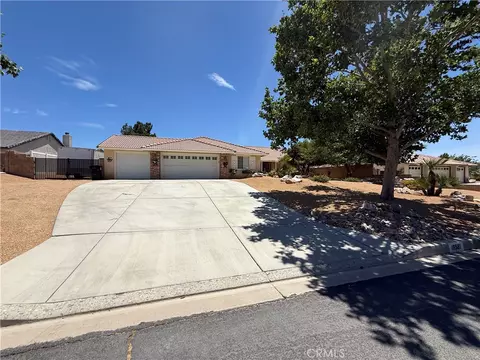 19581 Powhatan, Apple Valley, CA 92308 photo 2