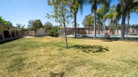 Exterior - 21360 Como, Wildomar, CA 92595 photo 13 of 18