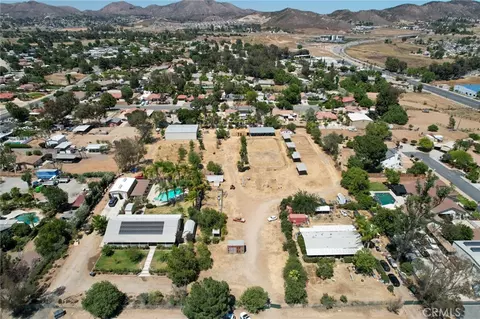 View/Area - 21360 Como, Wildomar, CA 92595 photo 2 of 19