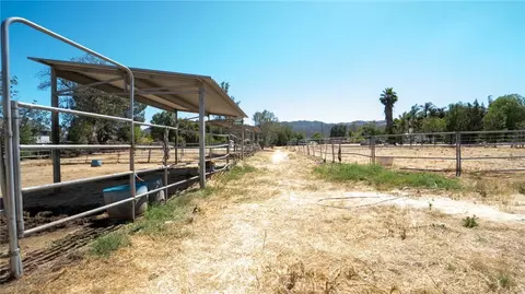 Exterior - 21360 Como, Wildomar, CA 92595 photo 7 of 18