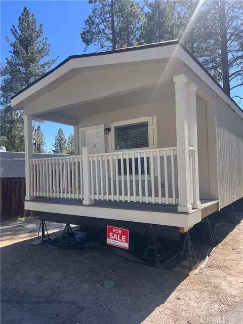 475 Thrush Dr #17, Big Bear Lake, CA 92315