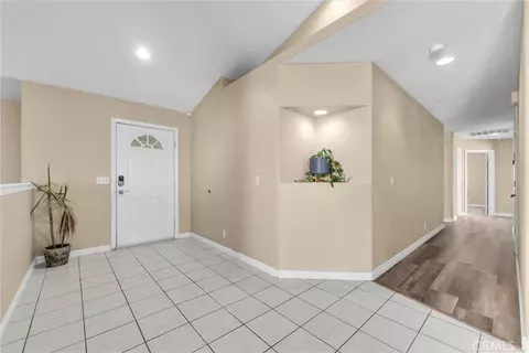 Entry Way - 18822 Westlawn St, Hesperia, CA 92345 photo 1 of 3