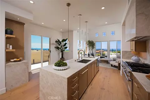 21 Splendore, Newport Coast, CA 92657