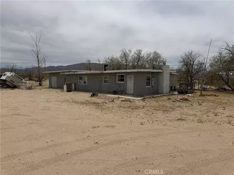 6316 Isleta Rd, Twentynine Palms, CA 92277