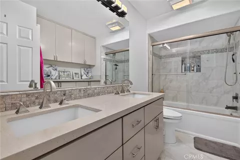 Bath - 4025 E Regency, Orange, CA 92867 photo 6 of 6