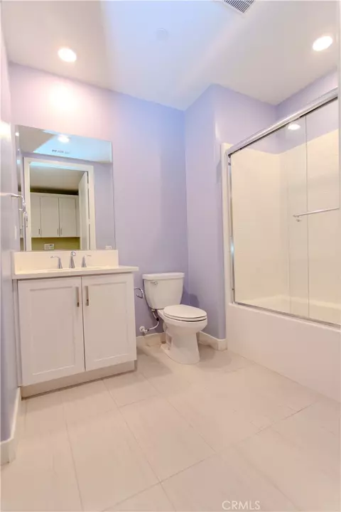 Bath - 130 Waypoint, Tustin, CA 92782 photo 2 of 2