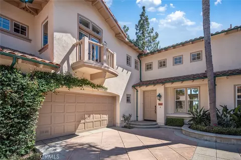 2466 Aquasanta, Tustin, CA 92782