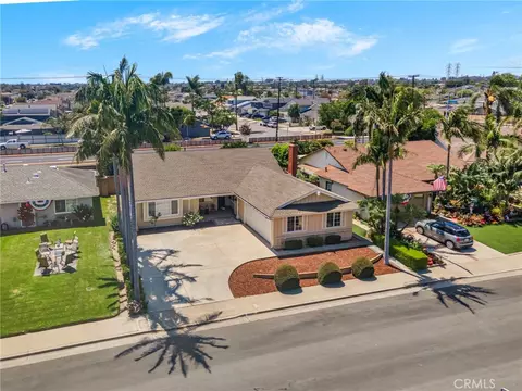 19541 Hartsdale, Huntington Beach, CA 92646