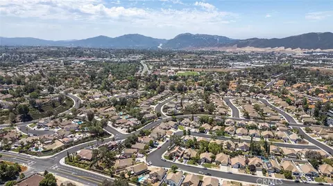 View/Area - 29777 Via Las Chacras, Temecula, CA 92591 photo 6 of 7