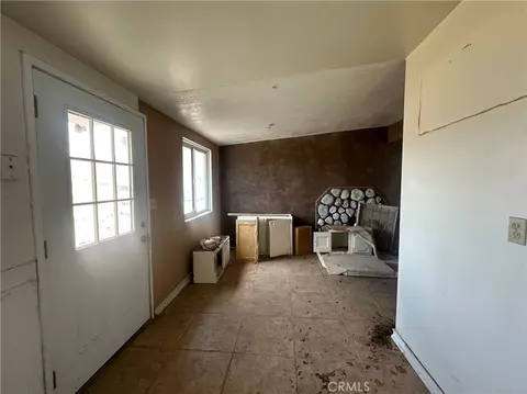 6793 Morongo Rd, Twentynine Palms, CA 92277 photo 3