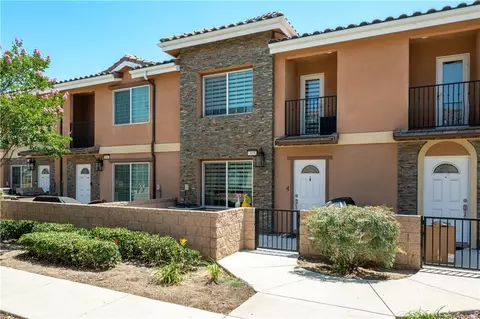 16408 Valencia, Fontana, CA 92335