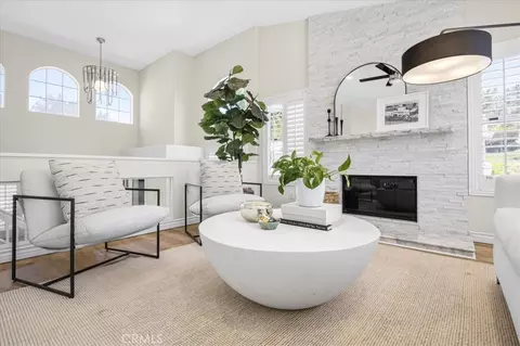 Living - 6 Kendall, Foothill Ranch, CA 92610 photo 4 of 5