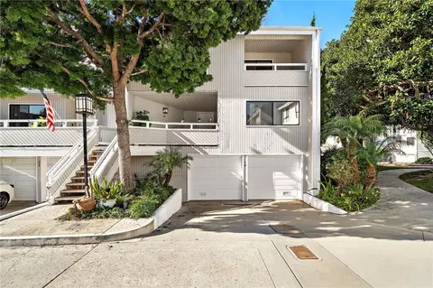 14 Baruna Ct, Newport Beach, CA 92663