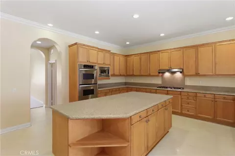 Kitchen - 16861 Ridge Cliff Dr, Riverside, CA 92503 photo 1 of 4