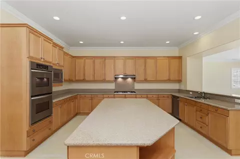 Kitchen - 16861 Ridge Cliff Dr, Riverside, CA 92503 photo 2 of 4