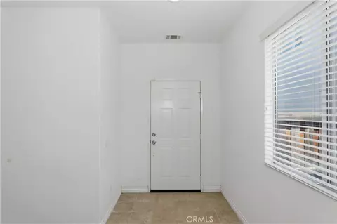 Entry Way - 16176 Setting Sun Cir, Riverside, CA 92503 photo 2 of 5