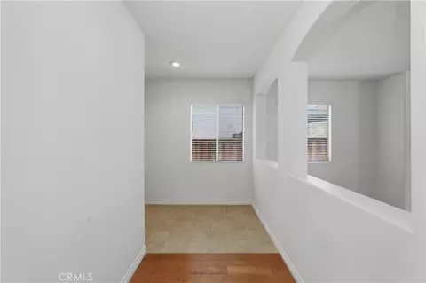 Entry Way - 16176 Setting Sun Cir, Riverside, CA 92503 photo 3 of 5