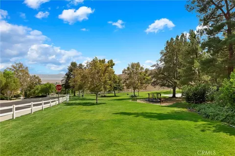 Exterior - 16176 Setting Sun Cir, Riverside, CA 92503 photo 13 of 14