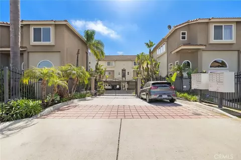 1940 Maple Ave #111, Costa Mesa, CA 92627