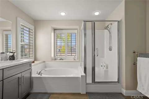 Bath - 32432 Angelo, Temecula, CA 92592 photo 2 of 4